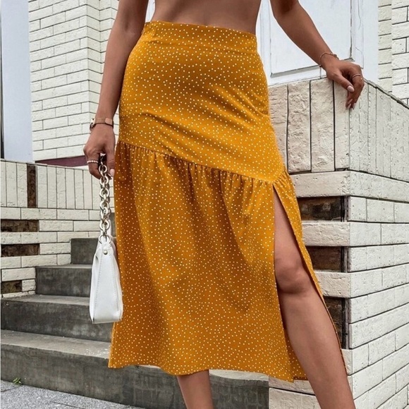 SHEIN Dresses & Skirts - Women’s High Waist Skirt with Slit. SHEIN Size Medium